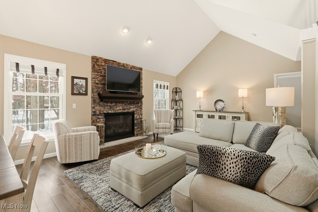 764 Hampton Court Sagamore Hills OH 44067