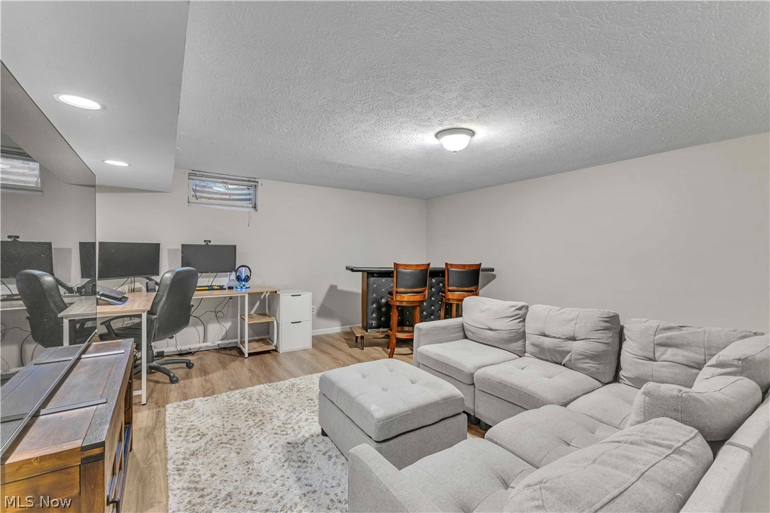 59 Landings Way Avon Lake OH 44012