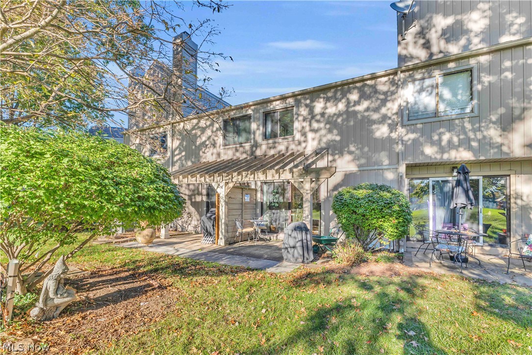 59 Landings Way Avon Lake OH 44012