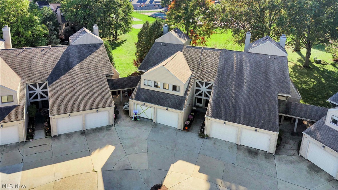 59 Landings Way Avon Lake OH 44012