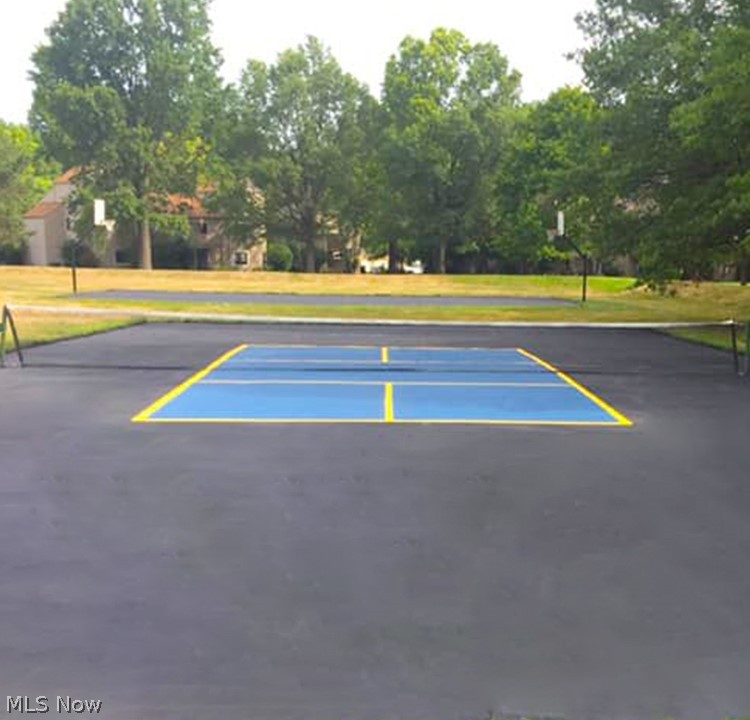 59 Landings Way Avon Lake OH 44012