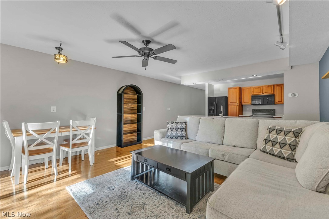59 Landings Way Avon Lake OH 44012