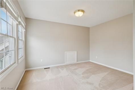 616 Sally Circle Wadsworth OH 44281