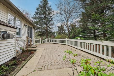 616 Sally Circle Wadsworth OH 44281