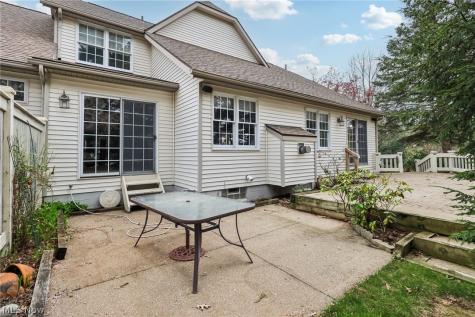 616 Sally Circle Wadsworth OH 44281