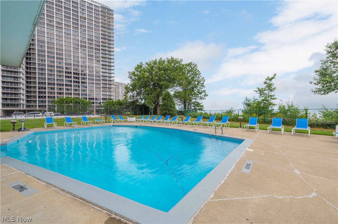 12550 Lake Avenue Lakewood OH 44107