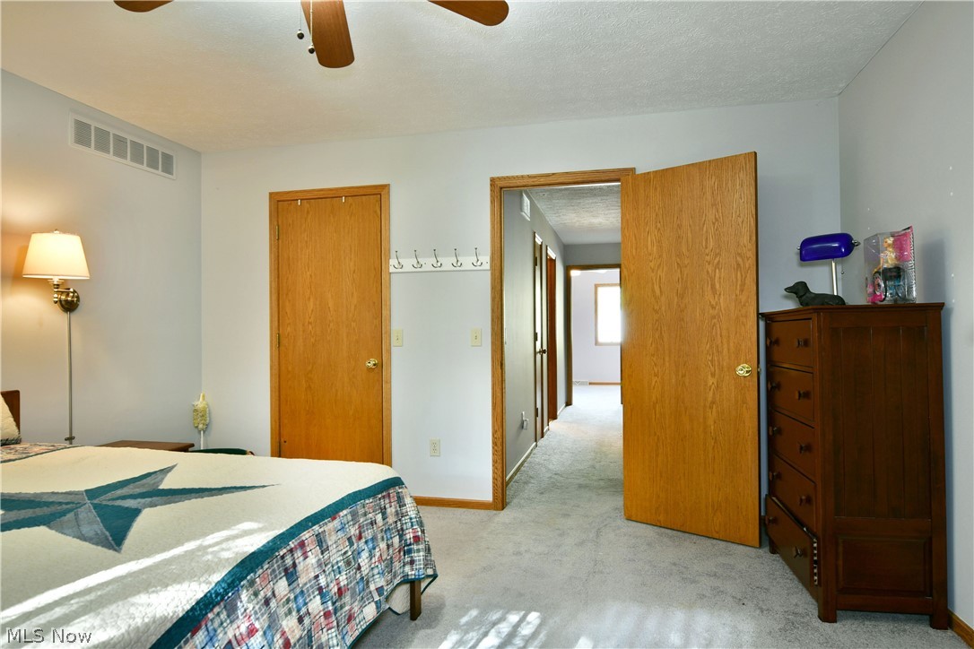 160 Turquoise Drive Cortland OH 44410