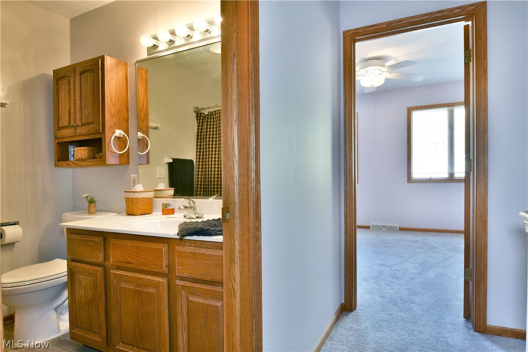 160 Turquoise Drive Cortland OH 44410