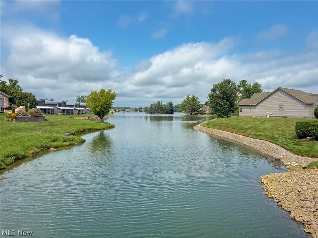 334 Windjammer Drive Columbiana OH 44408