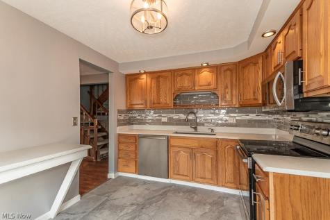 7427 Noble Court Mentor OH 44060