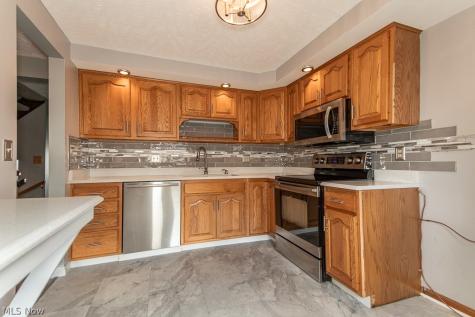 7427 Noble Court Mentor OH 44060