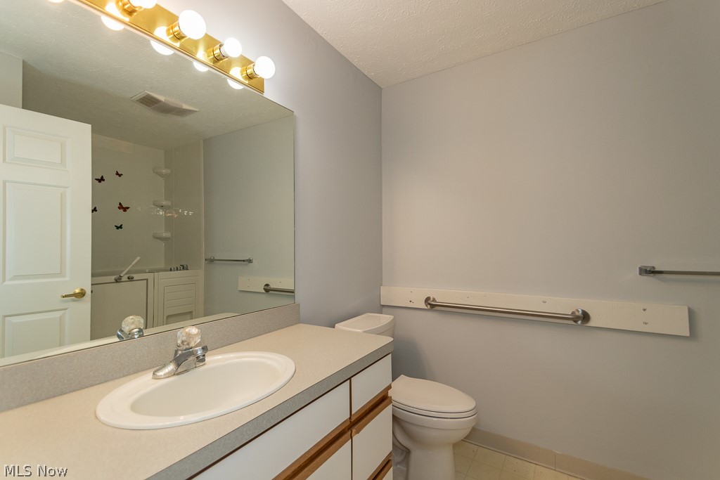 7167 Village Drive Concord OH 44060
