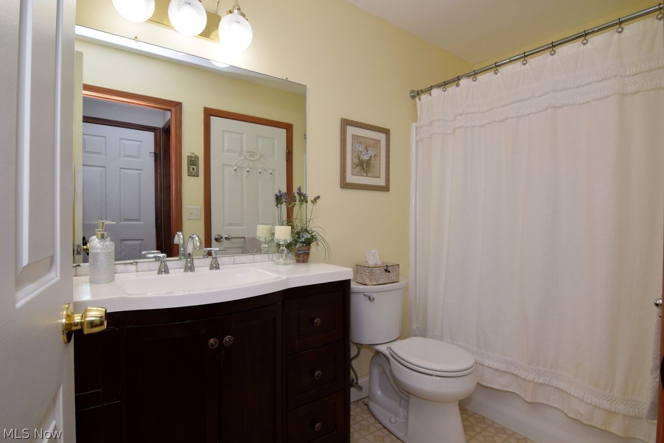 129 Nantucket Circle Painesville OH 44077