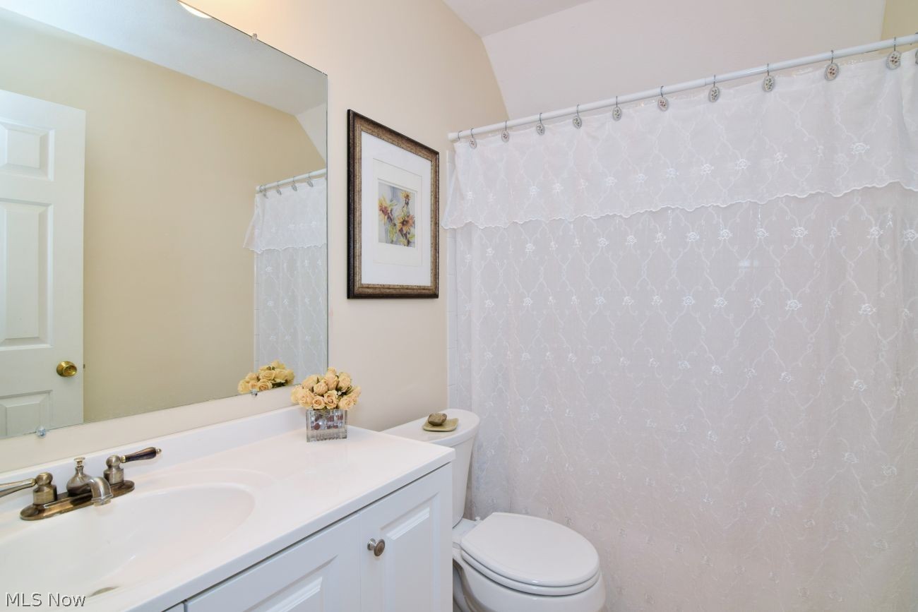 129 Nantucket Circle Painesville OH 44077