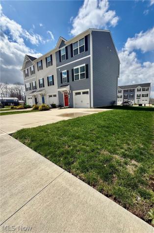 Slate Ridge Drive Barberton OH 44203
