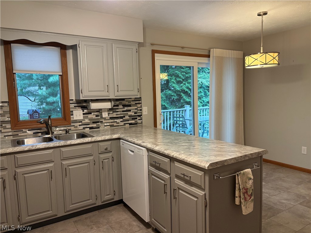 3242 Woodcreek Circle Westlake OH 44145