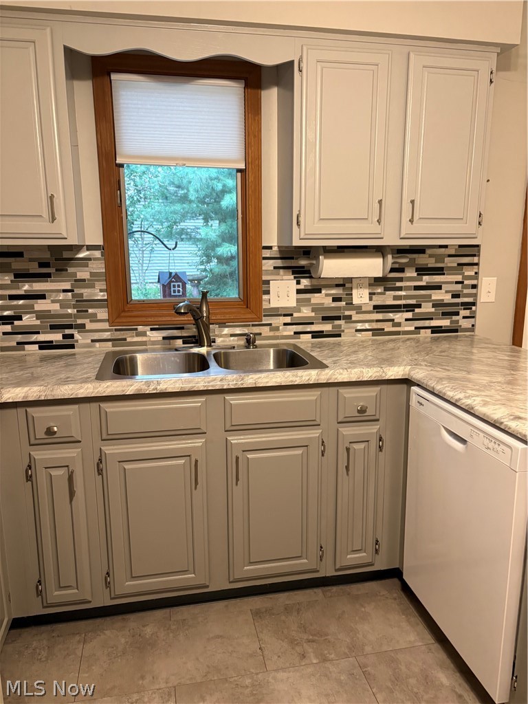 3242 Woodcreek Circle Westlake OH 44145