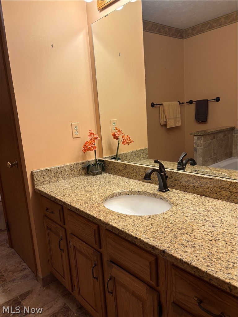 3242 Woodcreek Circle Westlake OH 44145