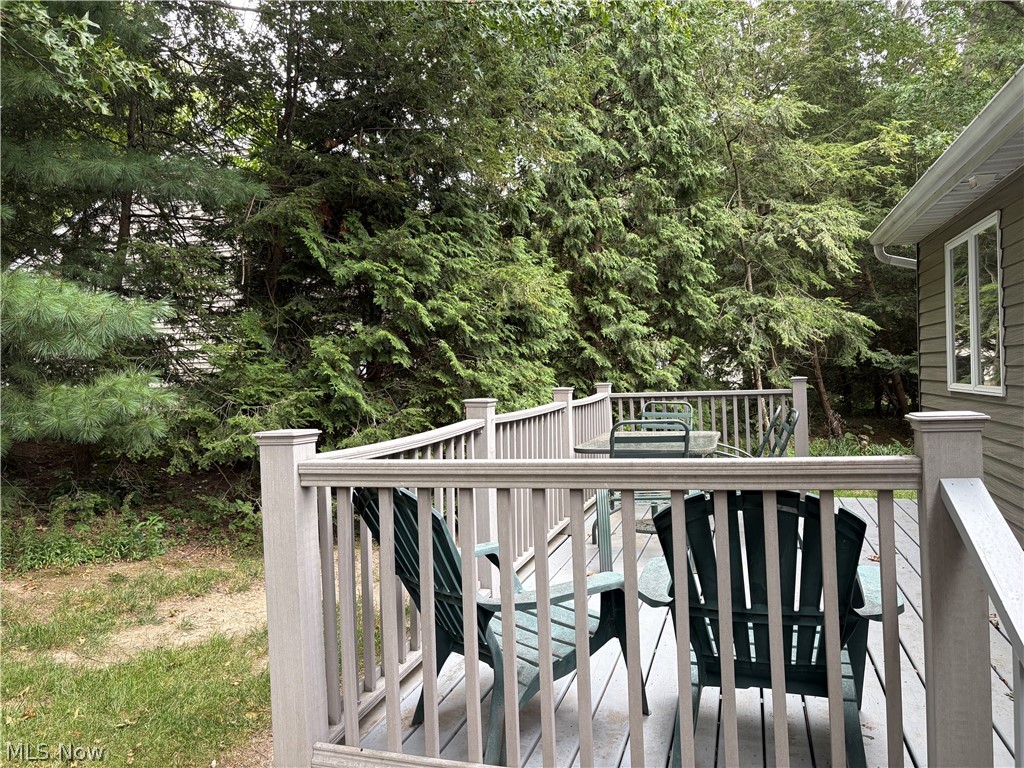 3242 Woodcreek Circle Westlake OH 44145
