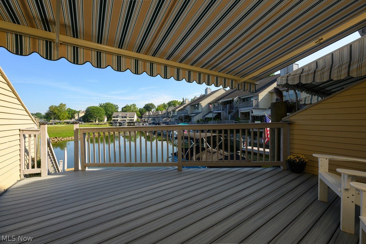 3201 Mariners Island Drive NW Canton OH 44708