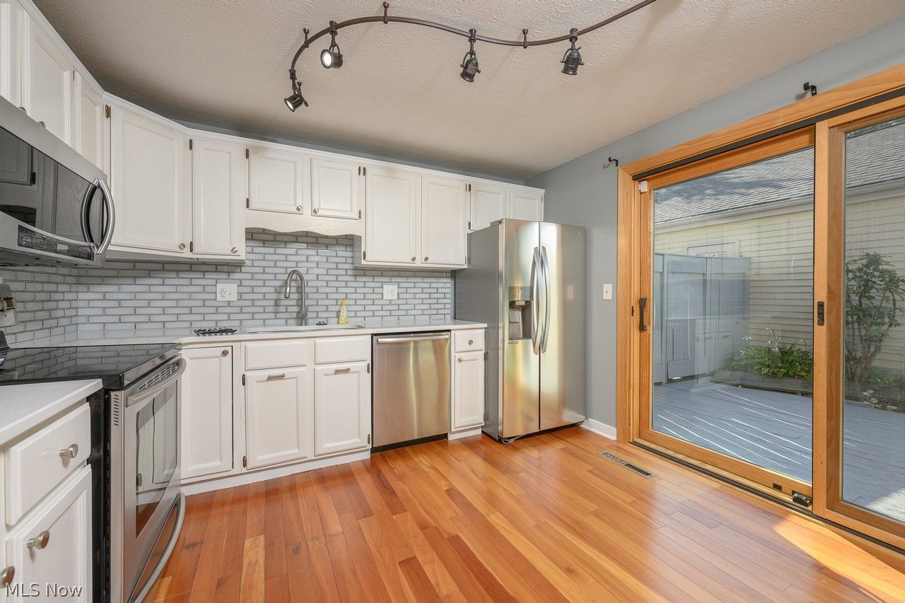 3201 Mariners Island Drive NW Canton OH 44708