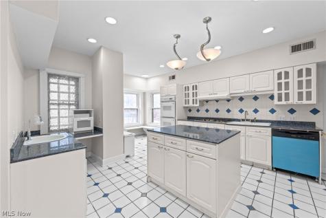 11428 Cedar Glen Parkway Cleveland OH 44106