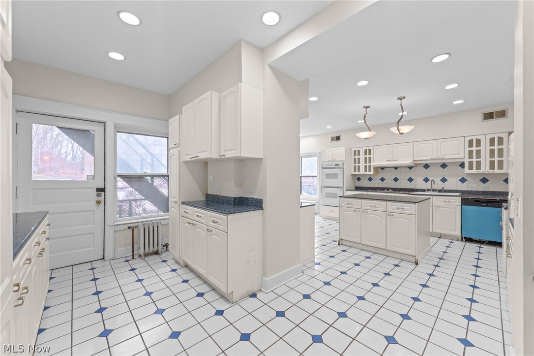 11428 Cedar Glen Parkway Cleveland OH 44106