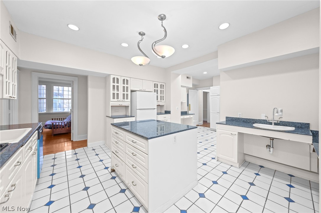 11428 Cedar Glen Parkway Cleveland OH 44106