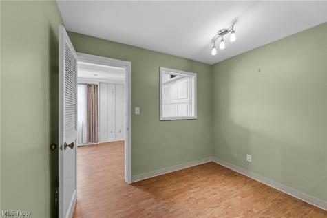 20100 Fairmount Boulevard Shaker Heights OH 44118