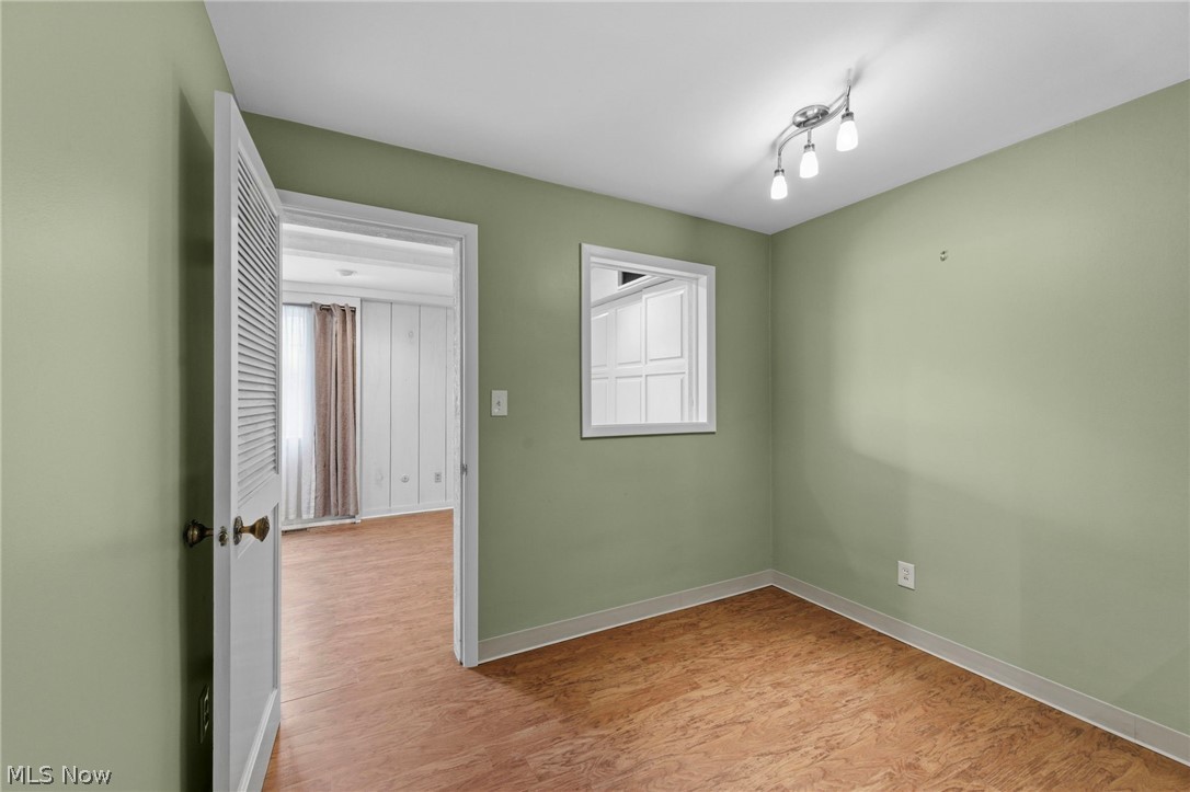 20100 Fairmount Boulevard Shaker Heights OH 44118