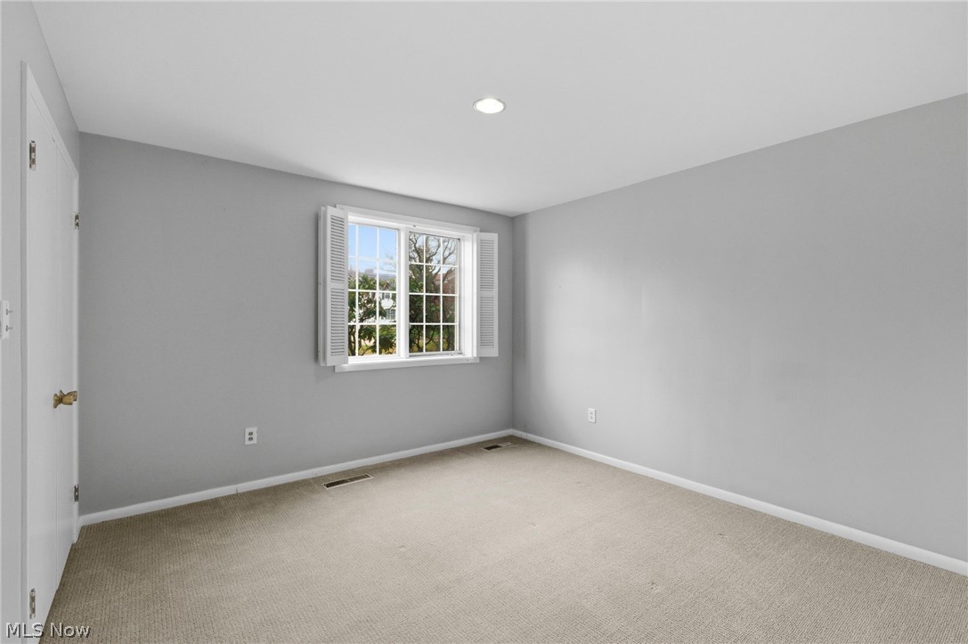 20100 Fairmount Boulevard Shaker Heights OH 44118