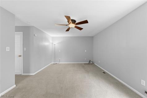 20100 Fairmount Boulevard Shaker Heights OH 44118