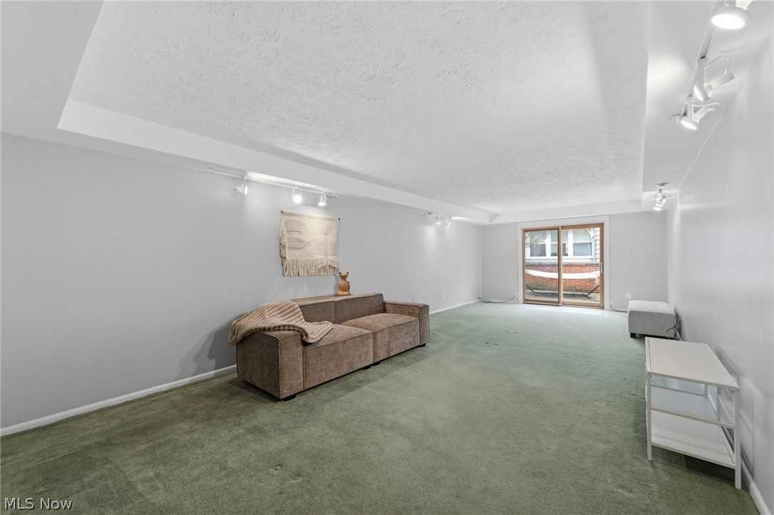 20100 Fairmount Boulevard Shaker Heights OH 44118