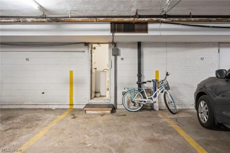 20100 Fairmount Boulevard Shaker Heights OH 44118