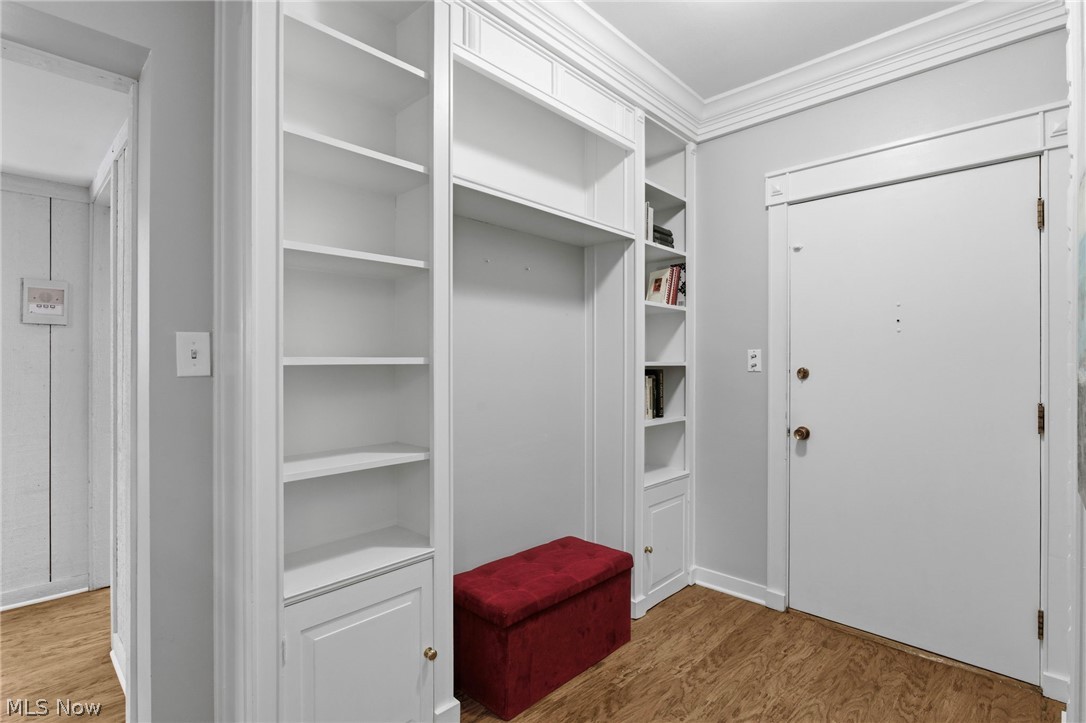 20100 Fairmount Boulevard Shaker Heights OH 44118