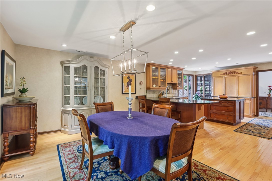 12 Hidden Valley Rocky River OH 44116