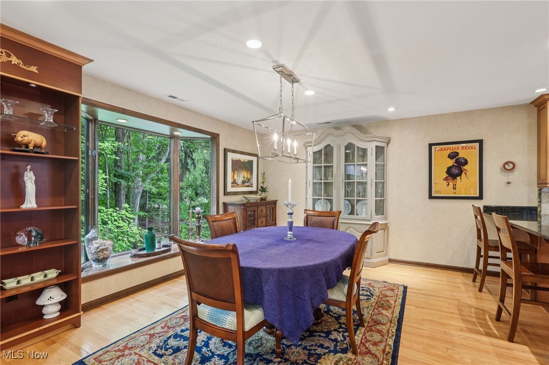 12 Hidden Valley Rocky River OH 44116