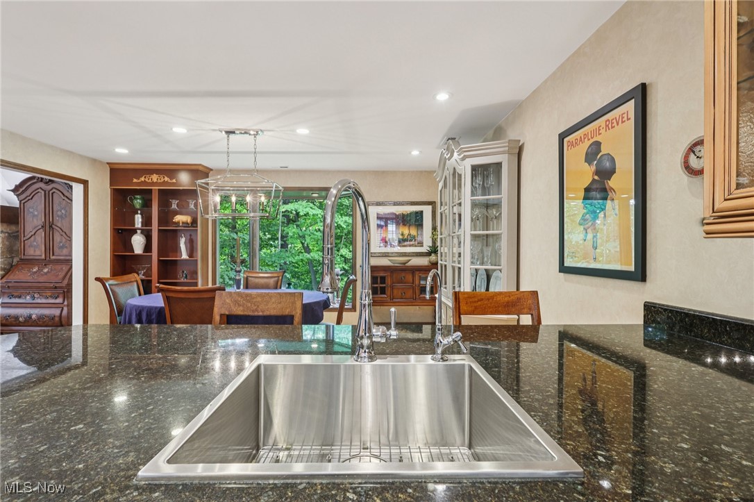 12 Hidden Valley Rocky River OH 44116