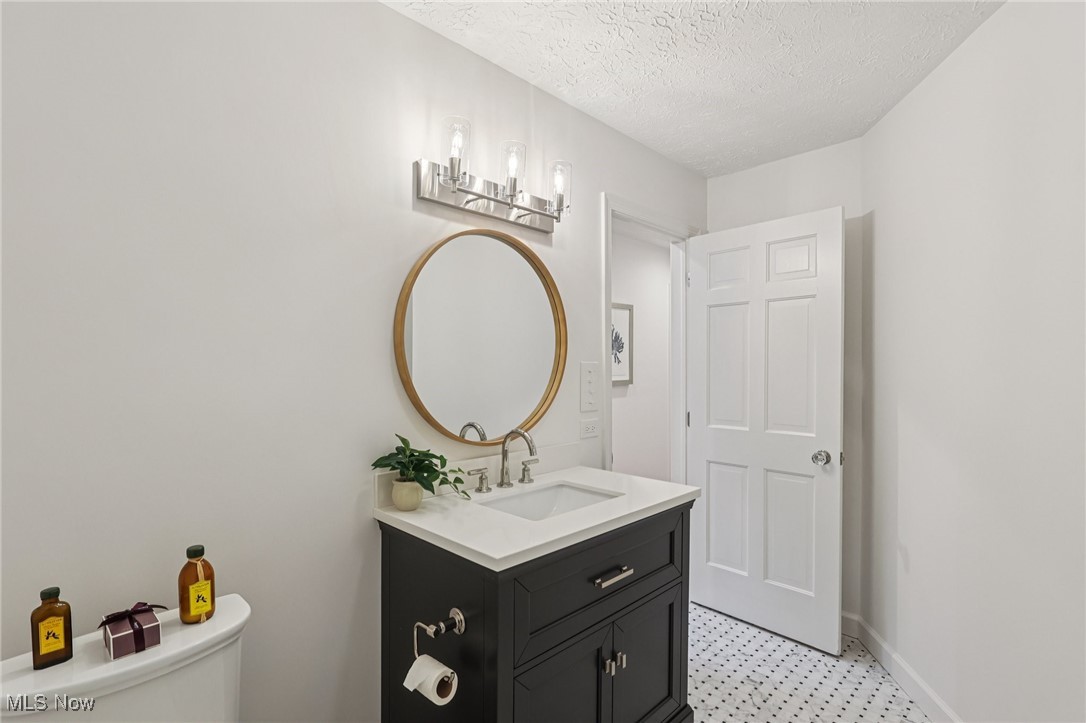 12 Hidden Valley Rocky River OH 44116