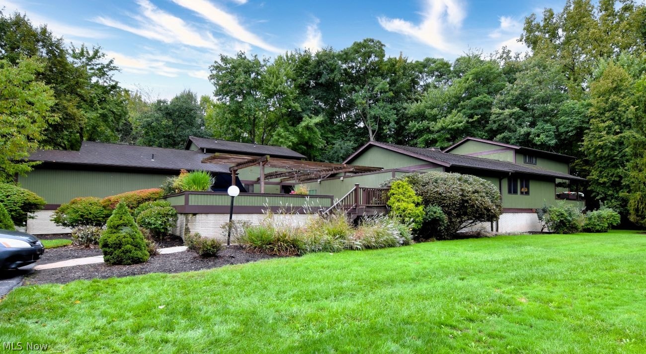 17658 Walnut Trail Chagrin Falls OH 44023