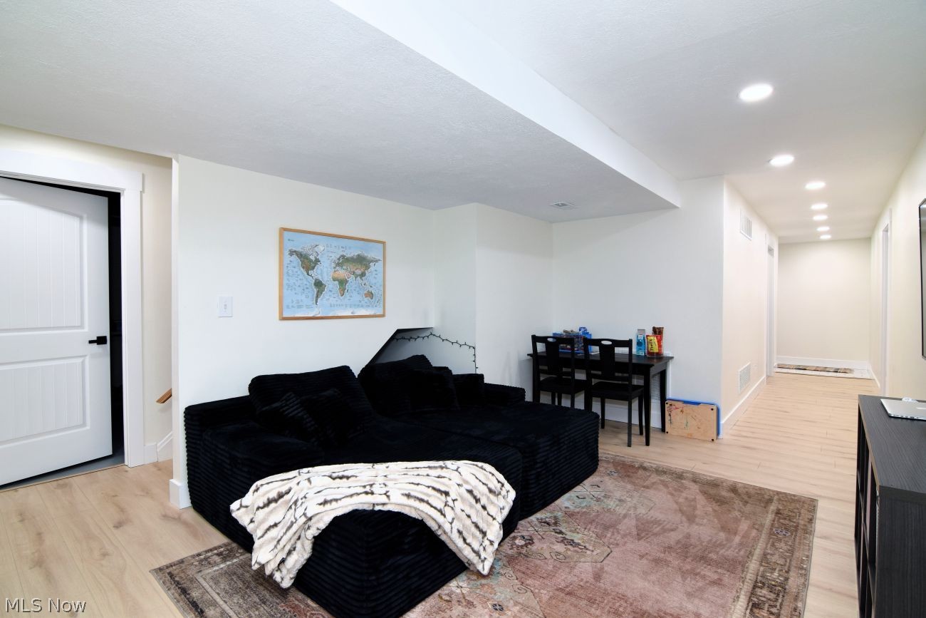 17658 Walnut Trail Chagrin Falls OH 44023