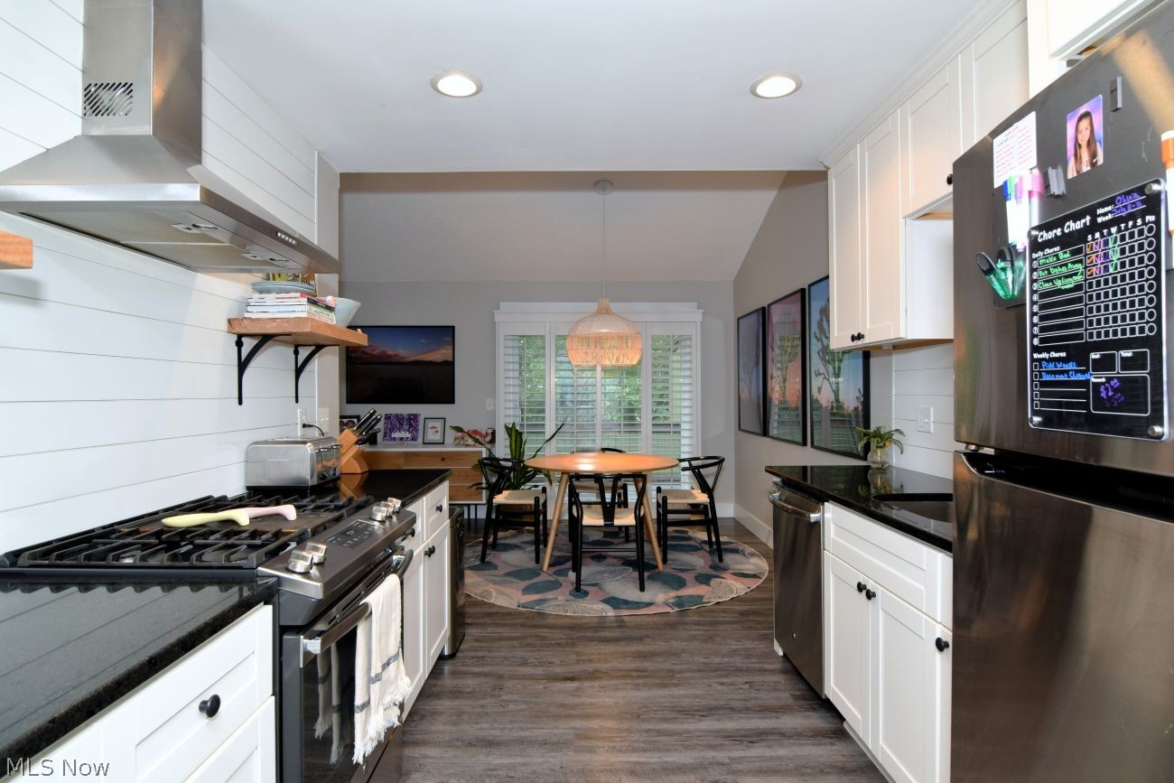 17658 Walnut Trail Chagrin Falls OH 44023
