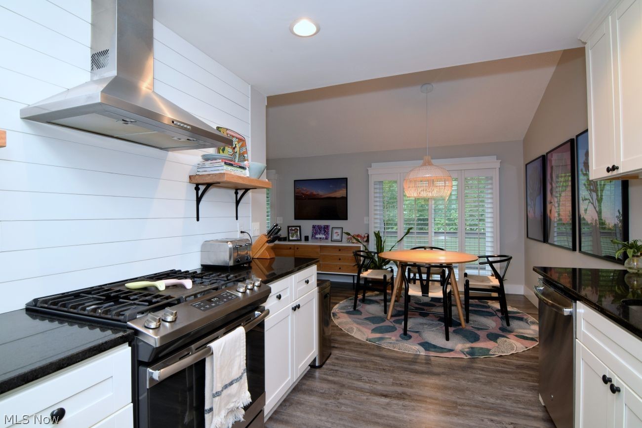 17658 Walnut Trail Chagrin Falls OH 44023