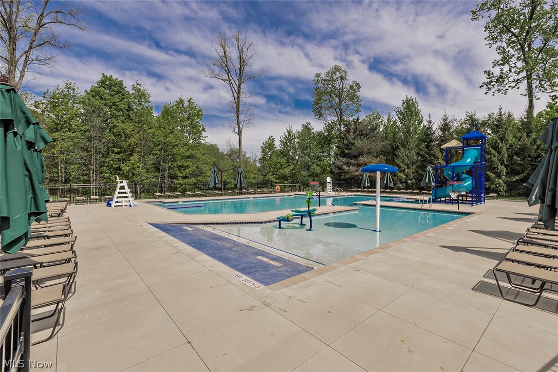 318 W Legend Court Highland Heights OH 44143