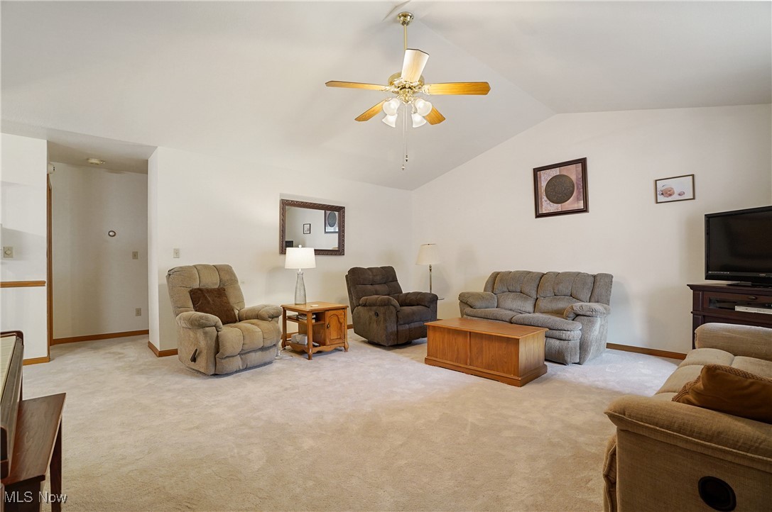 6695 Clingan Road Poland OH 44514