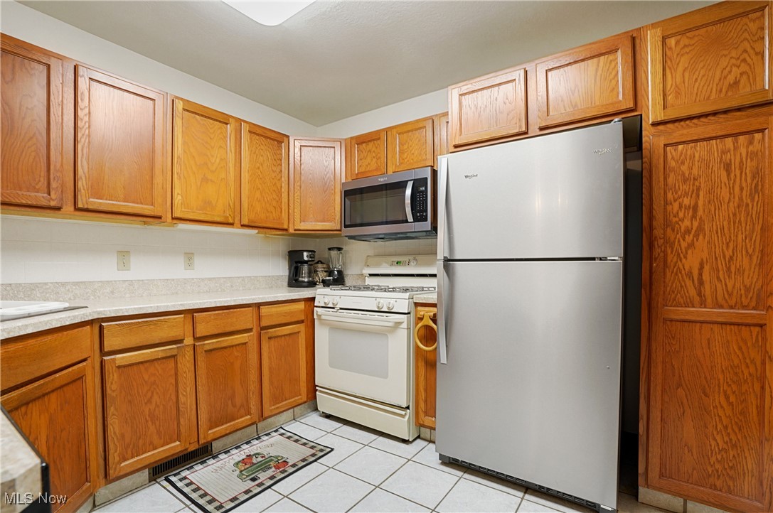6695 Clingan Road Poland OH 44514