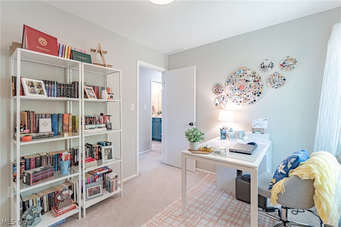 7553 Creekwood Drive North Royalton OH 44133