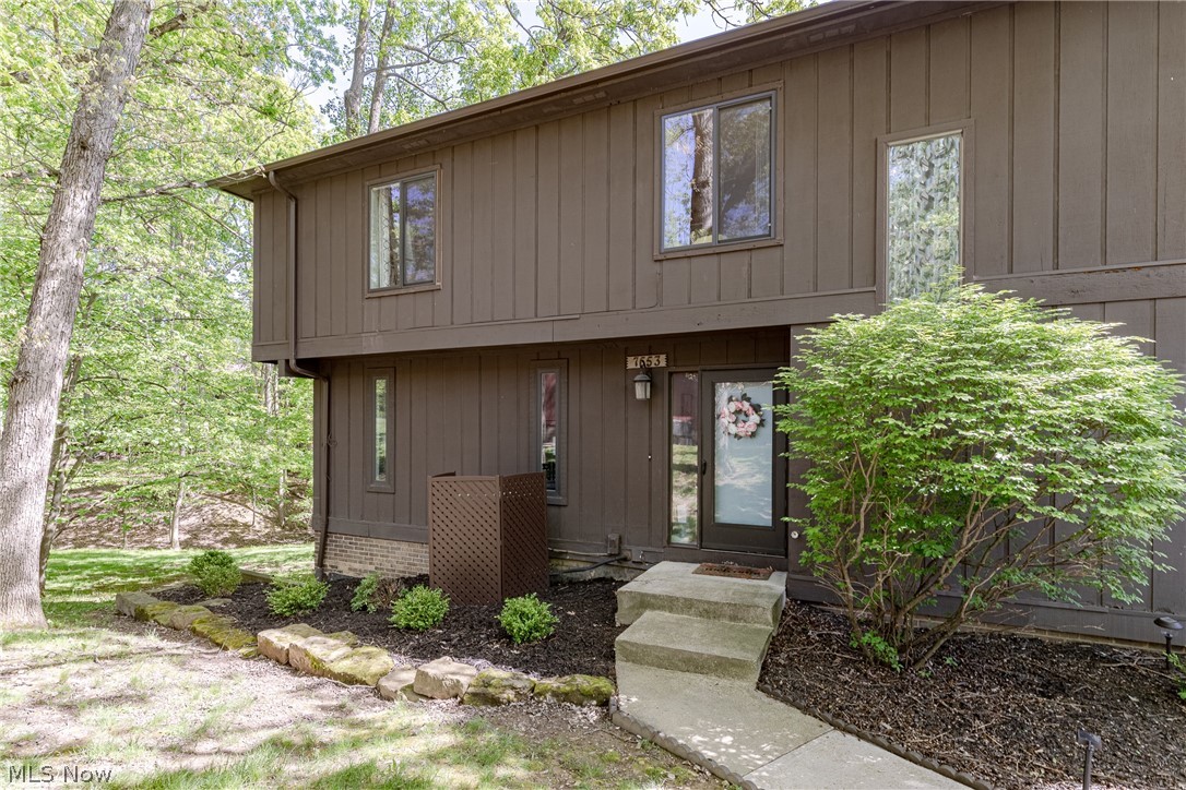 7553 Creekwood Drive North Royalton OH 44133