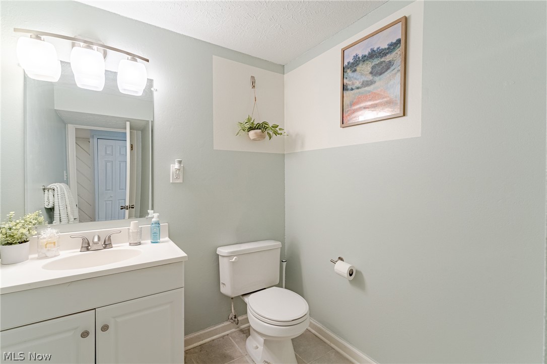 7553 Creekwood Drive North Royalton OH 44133