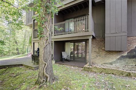 7553 Creekwood Drive North Royalton OH 44133